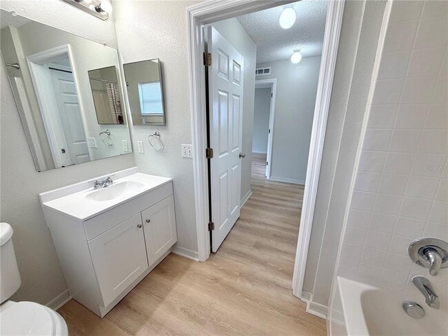 Building Photo - 12052 Villa Rd