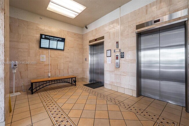 Building Photo - 1720 Harrison St