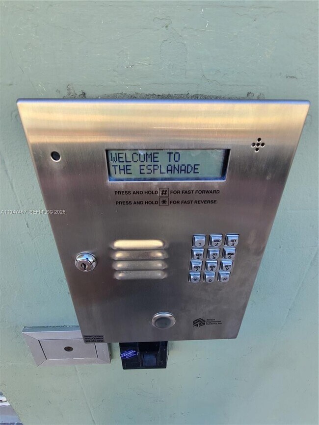 Building Photo - 900 16th St