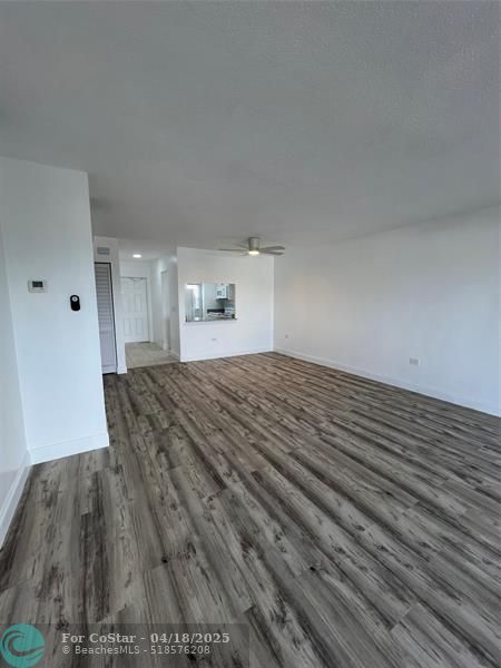 Building Photo - 2797 NE 51st St
