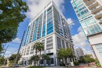 Building Photo - 260 S Osceola Ave