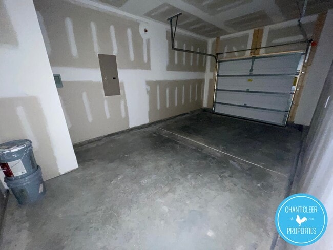 Building Photo - 329 Spaight Acrs Wy