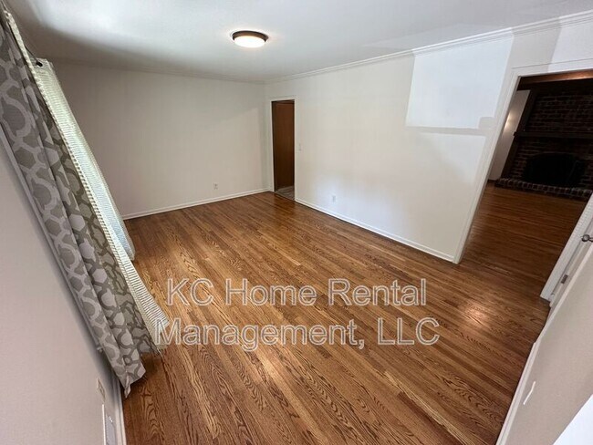 Building Photo - 8216 W 97th St