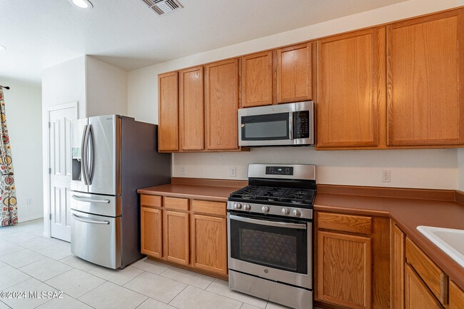 Building Photo - 2790 W Checkerspot Dr