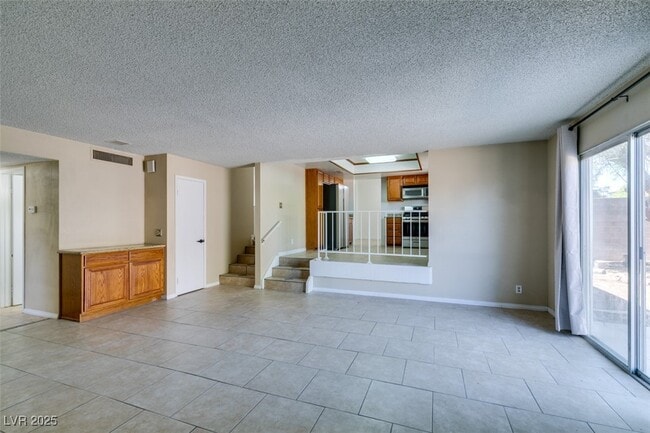Building Photo - 5656 Maceta Ave