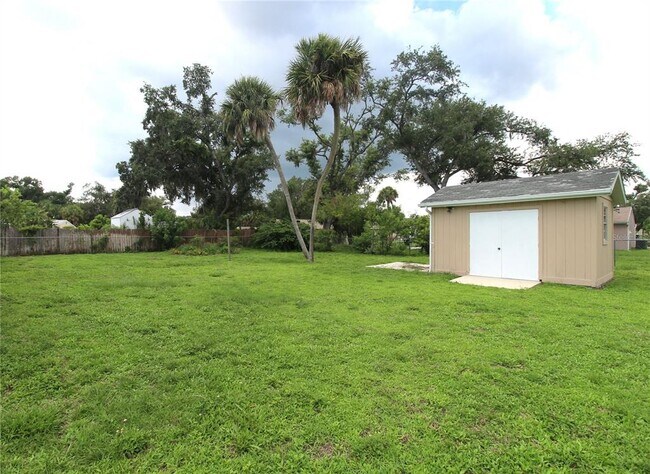 Building Photo - 5316 Malamin Rd