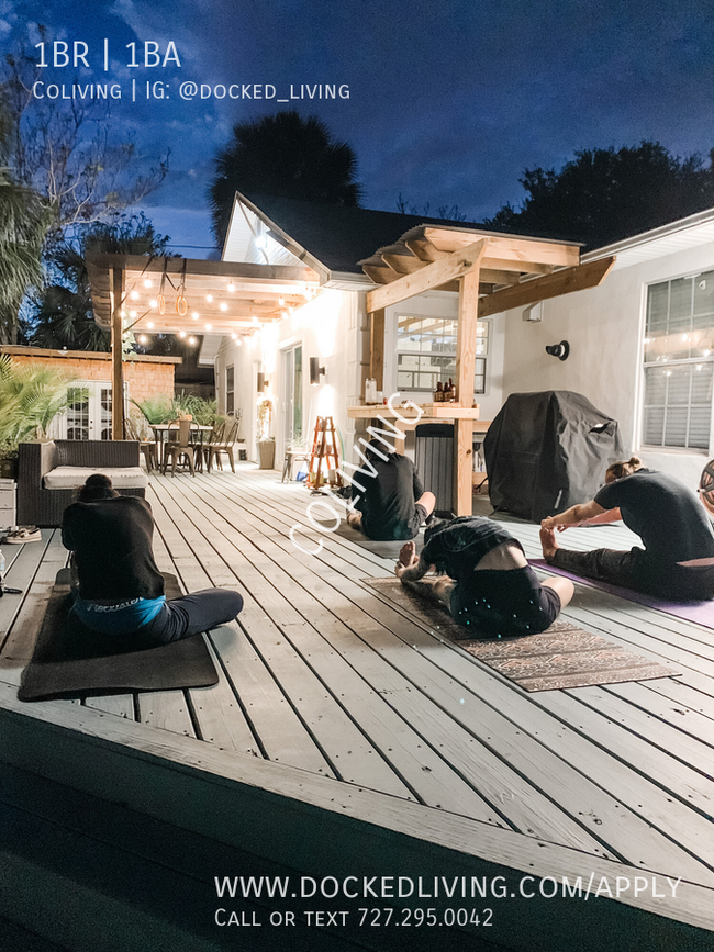 Building Photo - 1/1 Bedroom in Co-living House! Private ba...