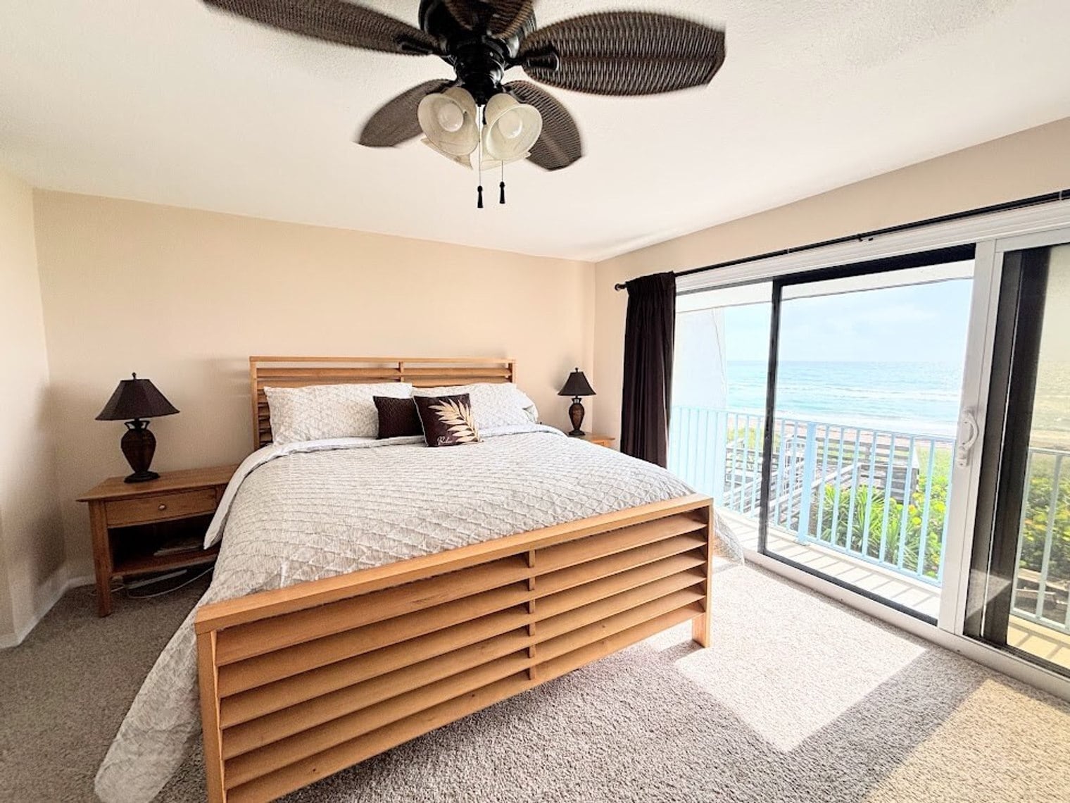 Building Photo - 11000 S Ocean Dr