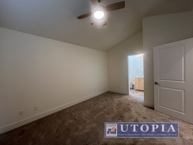 Building Photo - 105 Jacobs Ln