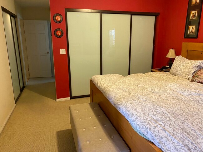 Master bedroom - 208 36th St
