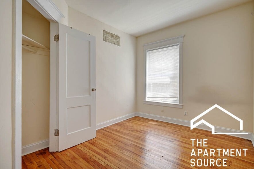 Building Photo - 1524 N Kedzie Ave