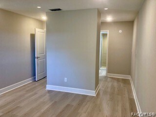 Building Photo - 1215 N Egret Point