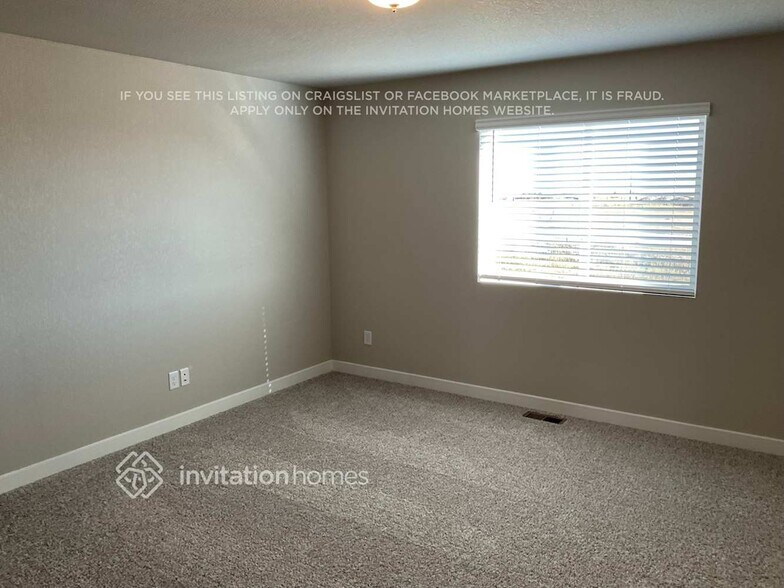 Building Photo - 11819 Mission Peak Pl