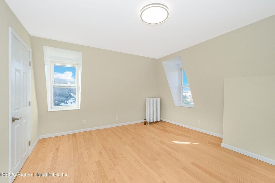 Building Photo - 413 Cary Ave