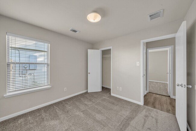 Building Photo - 9518 Milas Way