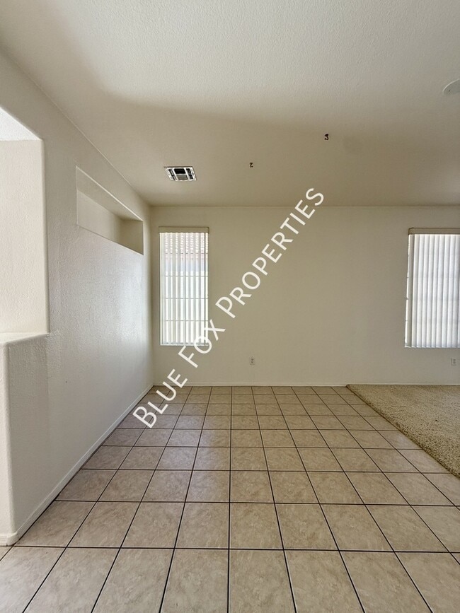 Building Photo - 7992 W Cottonwood Wash Wy