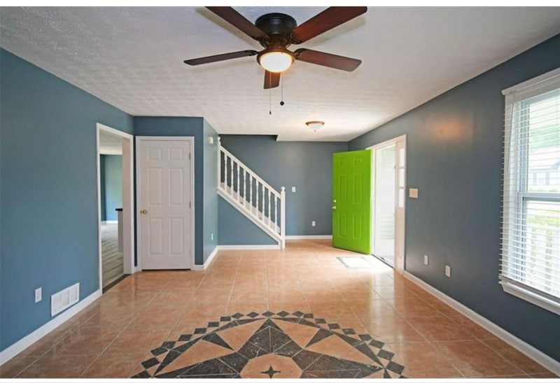 Building Photo - 2605 Waterford Park Dr