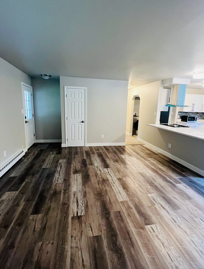 Building Photo - 1209 Ramona Street, Unit 1