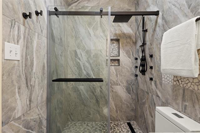 Building Photo - 1209 Savoy Ln