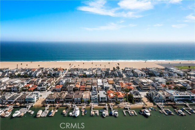 Building Photo - 1128 W Balboa Blvd