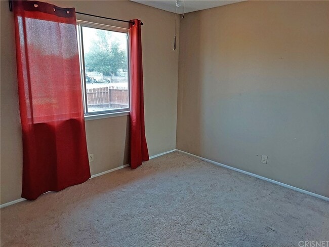 Building Photo - 8443 Great Cir Dr