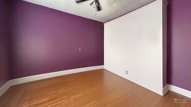 Building Photo - 55 Glenwood Rd