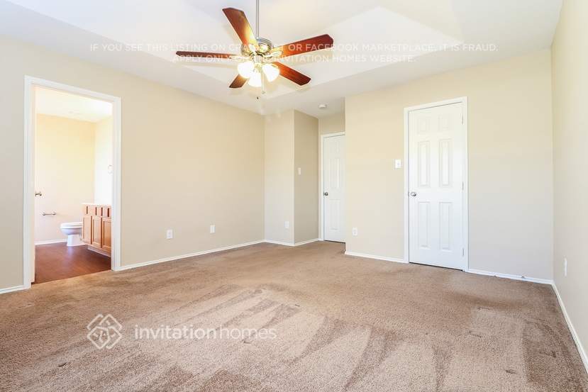 Building Photo - 3878 Pinebluff Ln