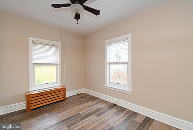 Building Photo - 778 Starr St