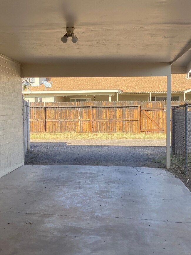 Building Photo - Mesa 1 bedroom rental