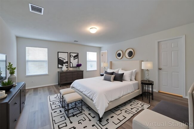 Building Photo - 2547 White Bluff Ln