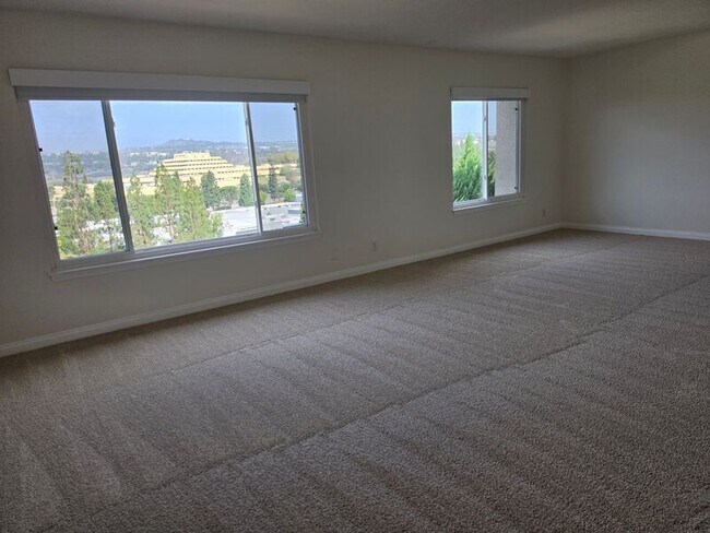 Building Photo - 27875 Avenida Armijo