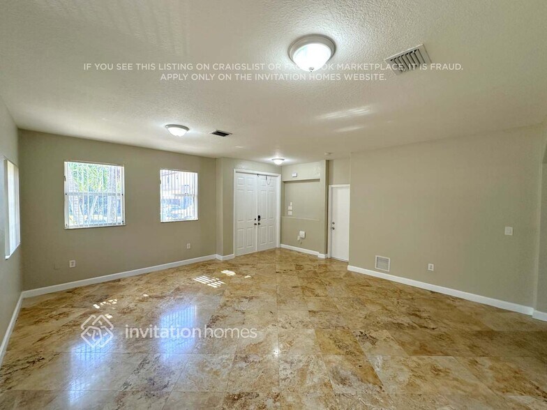 Building Photo - 17717 SW 135th Ct