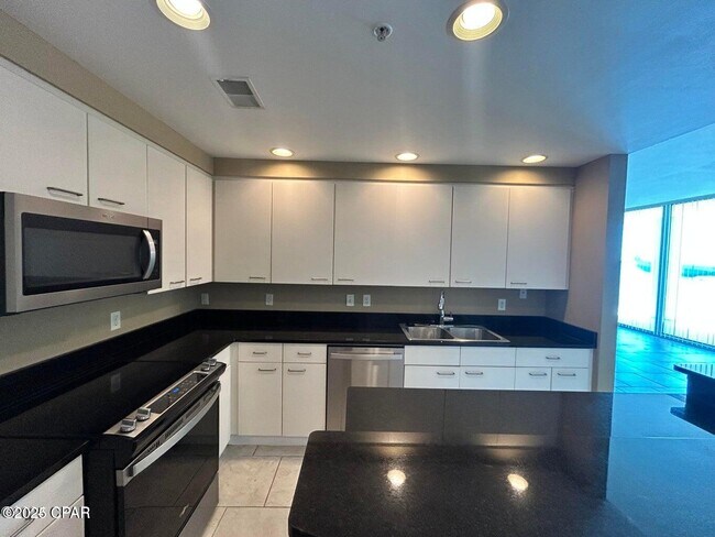 Building Photo - 6422 US-98