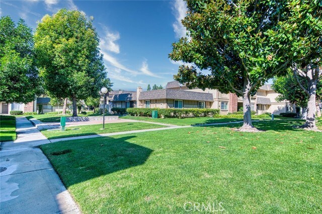 Building Photo - 961 S Mintwood Ln