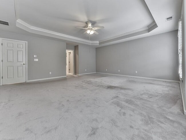 Building Photo - 408 Sixes Dr