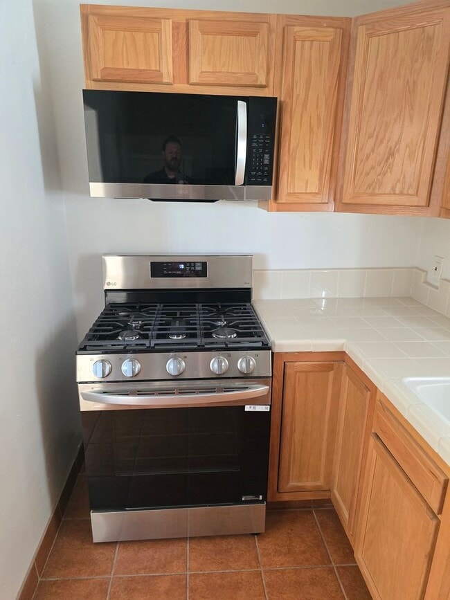 Building Photo - Move In Special!! - Beautifully Renovated ...