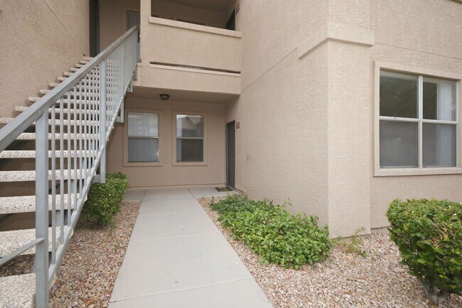 Building Photo - 8000 W Badura Ave
