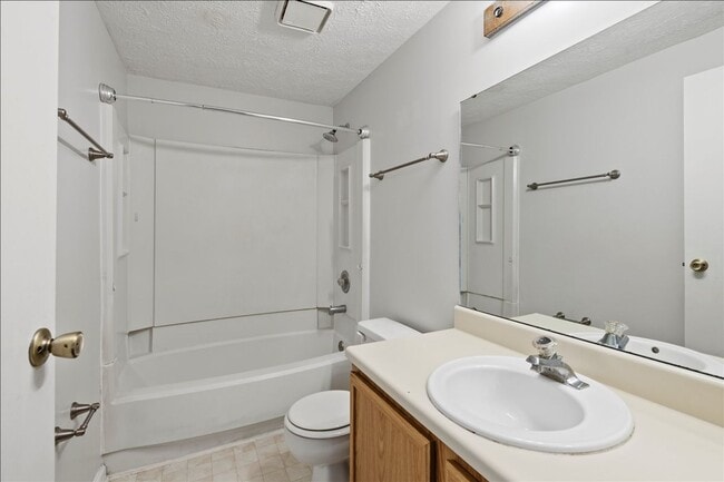 Building Photo - 11528 Sunset Cove Ln