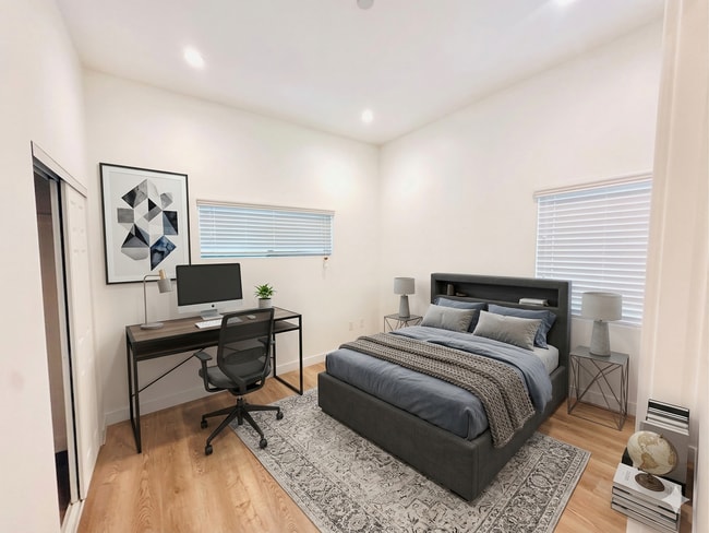 Building Photo - 25200 Frampton Ave