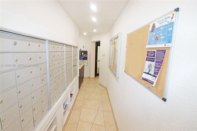 Building Photo - 1301 River Reach Dr