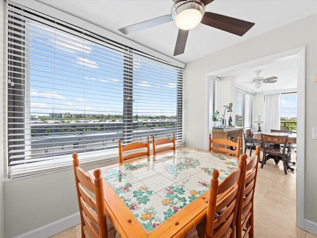 Building Photo - 3589 S Ocean Blvd