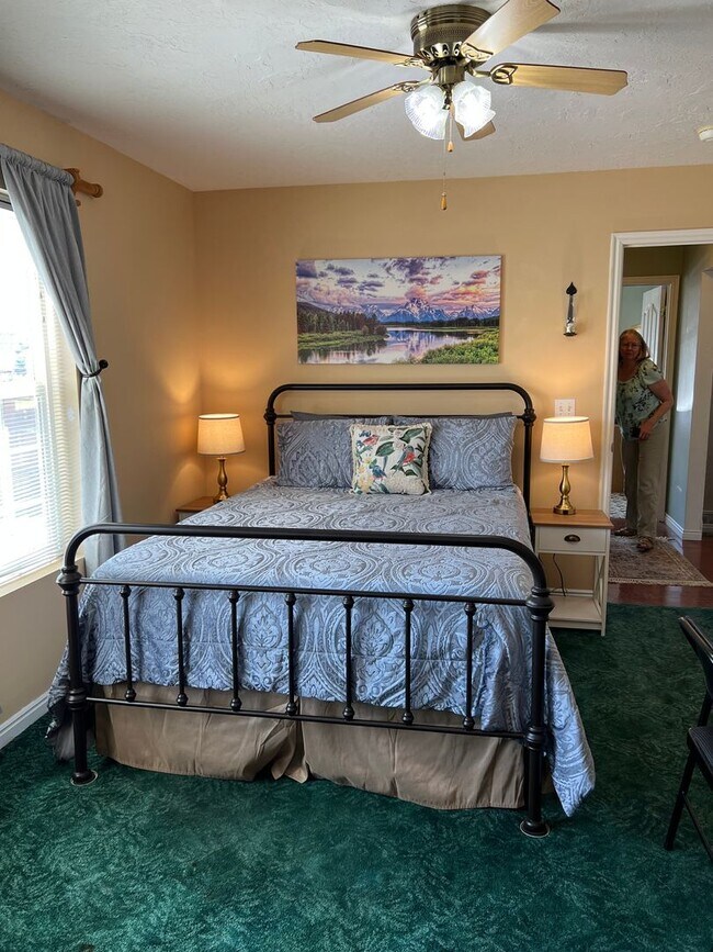 Building Photo - AND-D 1802