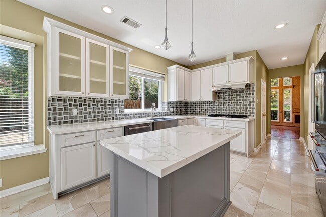 Building Photo - 2706 Blue Wind Ct