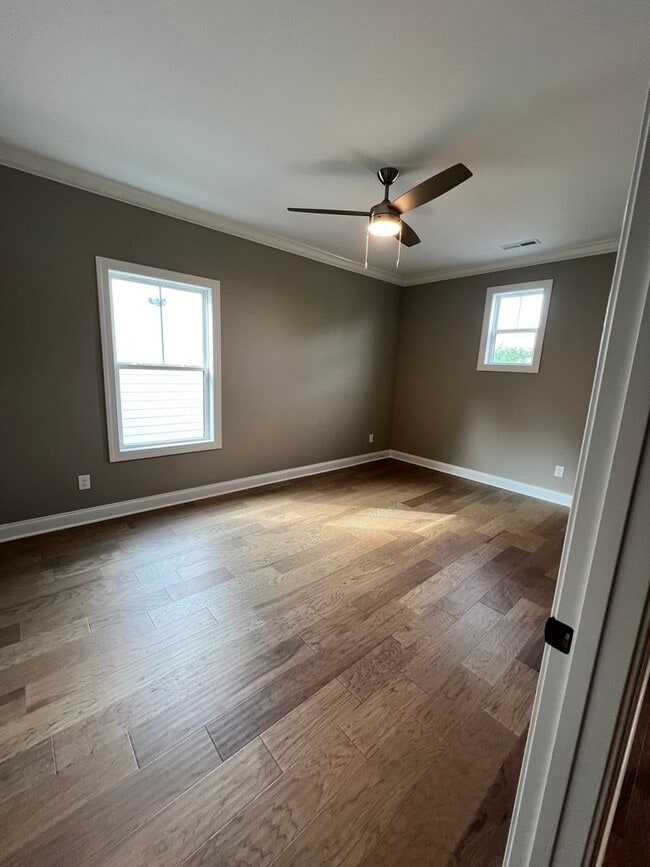 Building Photo - The Village at Mount Victor