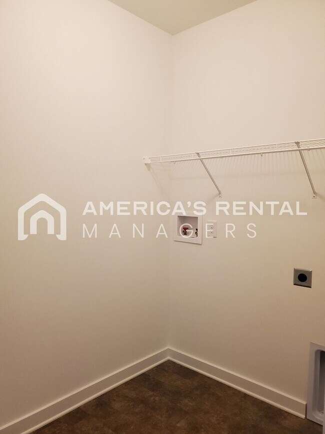 Building Photo - DEPOSIT PENDING! Home for Rent in Clanton, AL.. Available to View Now!!!