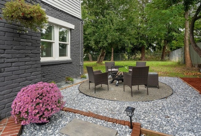 Building Photo - 14244 29th Ave S