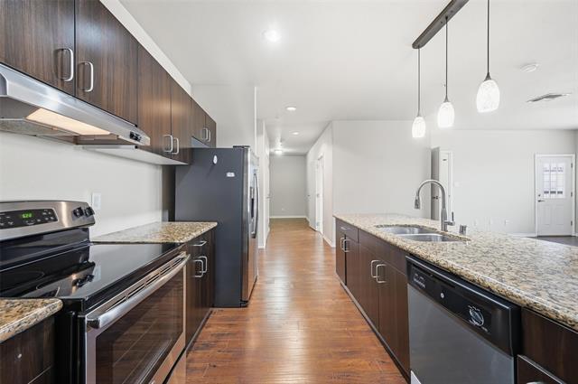 Building Photo - 1100 W Trinity Mills Rd