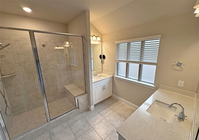 Building Photo - 3641 Harebell Dr
