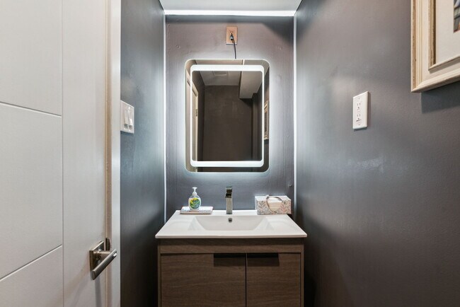 Building Photo - 3863 Terrace St