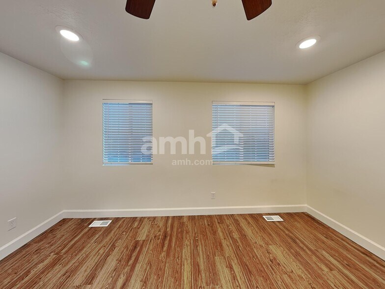 Building Photo - 5966 Verdigris Dr